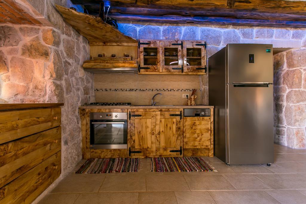 Stonehouse Marina Villa Vrsine Buitenkant foto