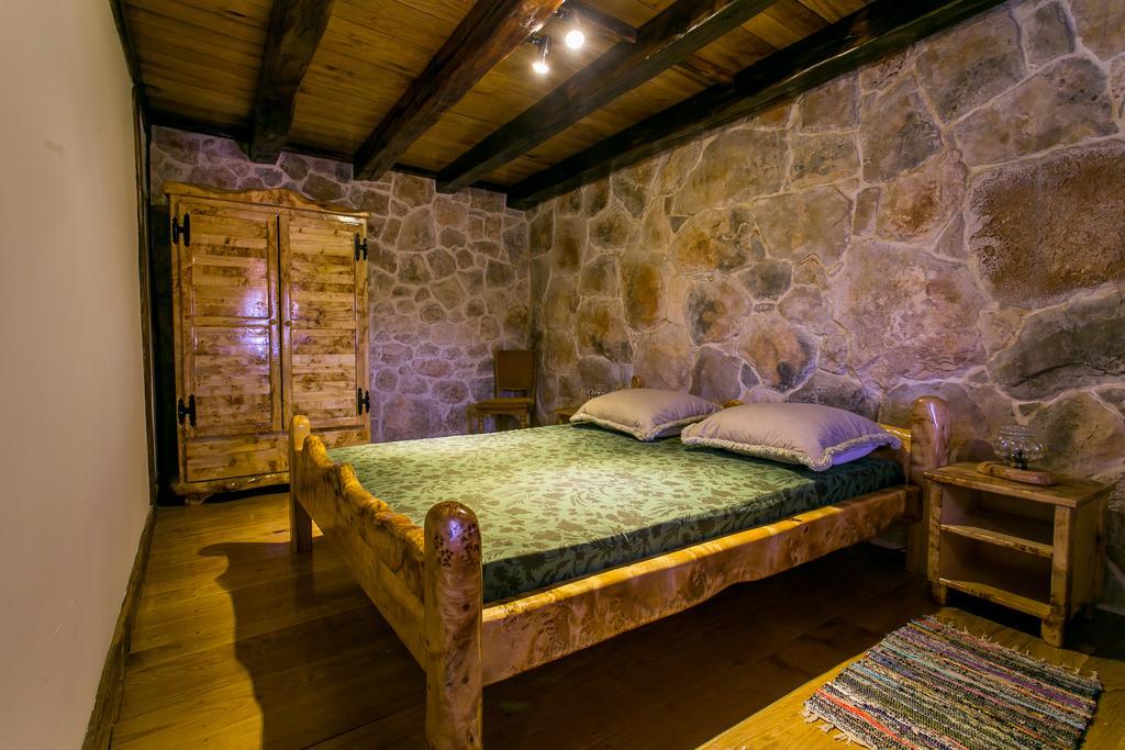 Stonehouse Marina Villa Vrsine Buitenkant foto