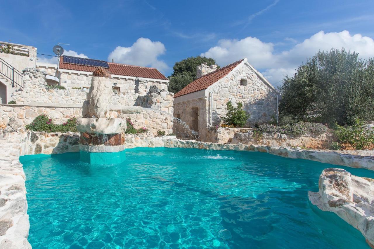 Stonehouse Marina Villa Vrsine Buitenkant foto