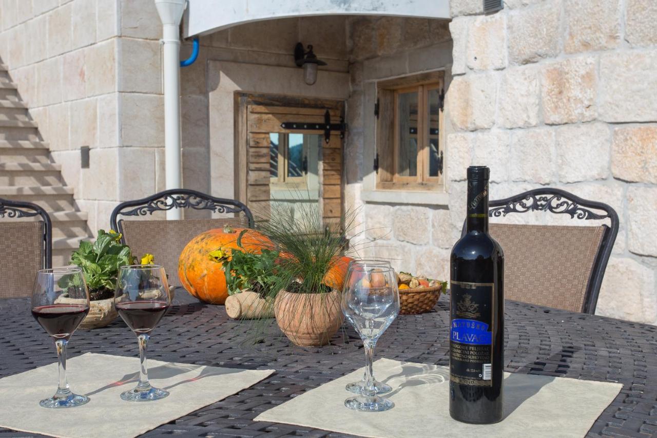 Stonehouse Marina Villa Vrsine Buitenkant foto