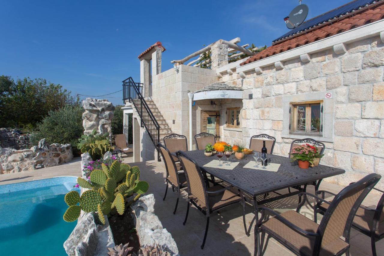 Stonehouse Marina Villa Vrsine Buitenkant foto